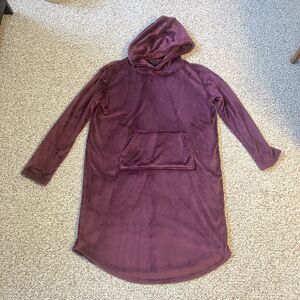 Plush Lounge Sleepwear Night Gown Women’s Size S/M Hooded Long Sleeve 32° Heat